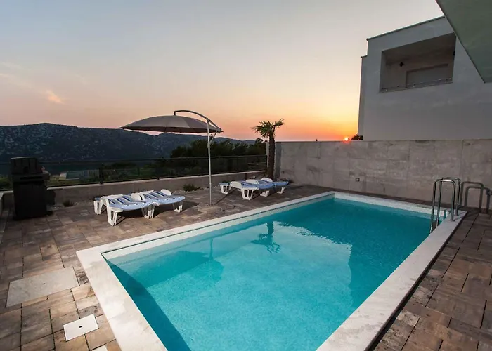 Homes In Kostelj 5424 펜션 *