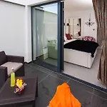 بيت للعطل Homes In Kostelj 5424 *