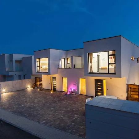 Homes In Kostelj 5424 펜션 Baretici
